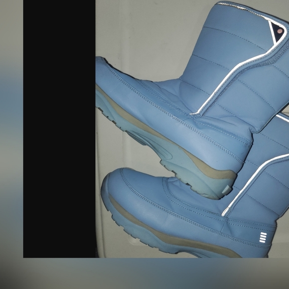 Lands' End womens Light Blue Snow Boots Size 6M - Picture 2 of 16